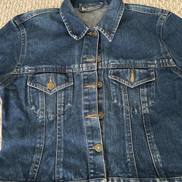 Cropped Jean Jacket - Picture 2 of 7